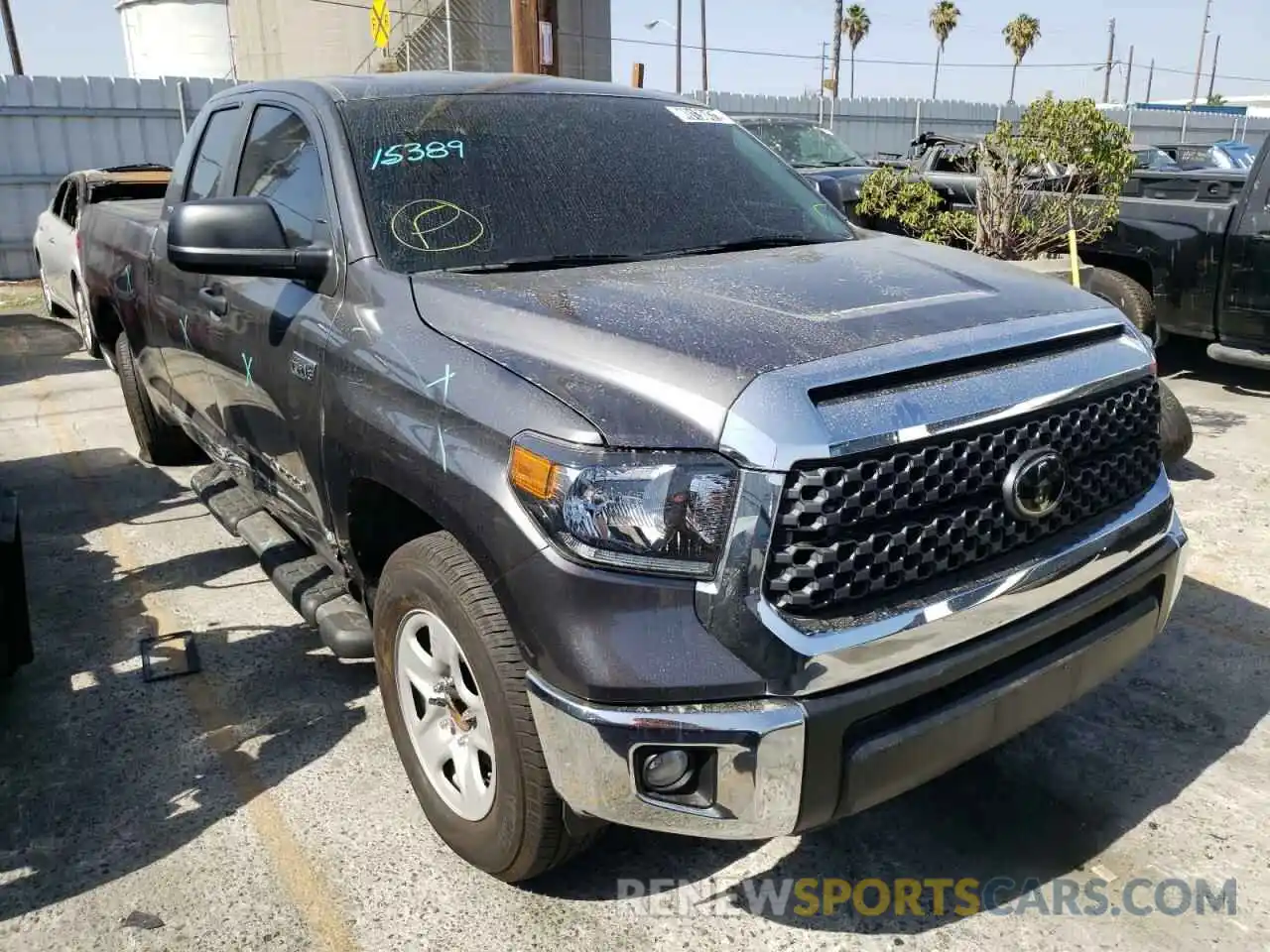 1 Photograph of a damaged car 5TFRY5F17MX281904 TOYOTA TUNDRA 2021