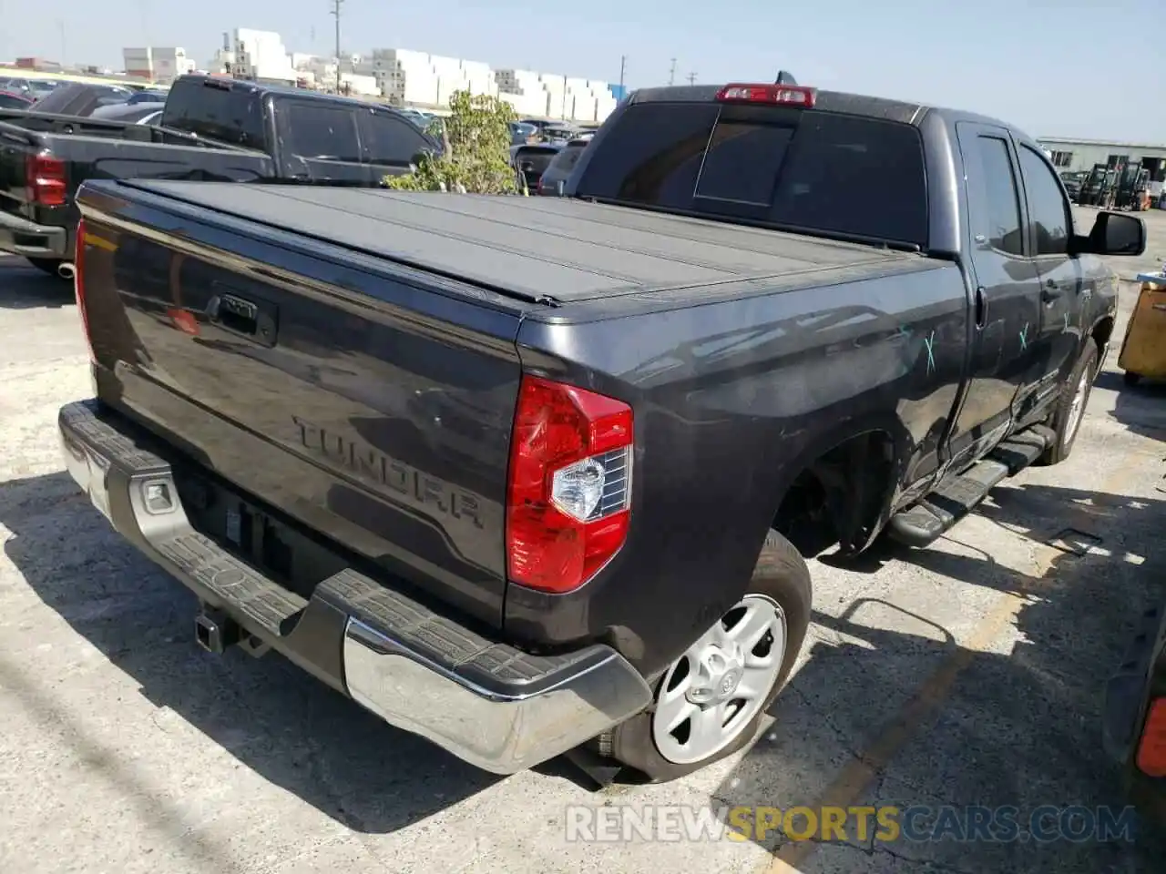 4 Photograph of a damaged car 5TFRY5F17MX281904 TOYOTA TUNDRA 2021