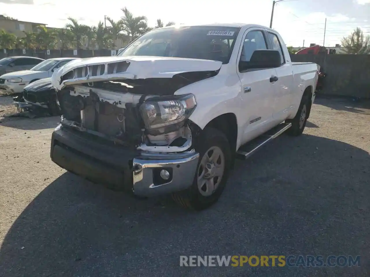 2 Photograph of a damaged car 5TFRY5F1XMX281007 TOYOTA TUNDRA 2021