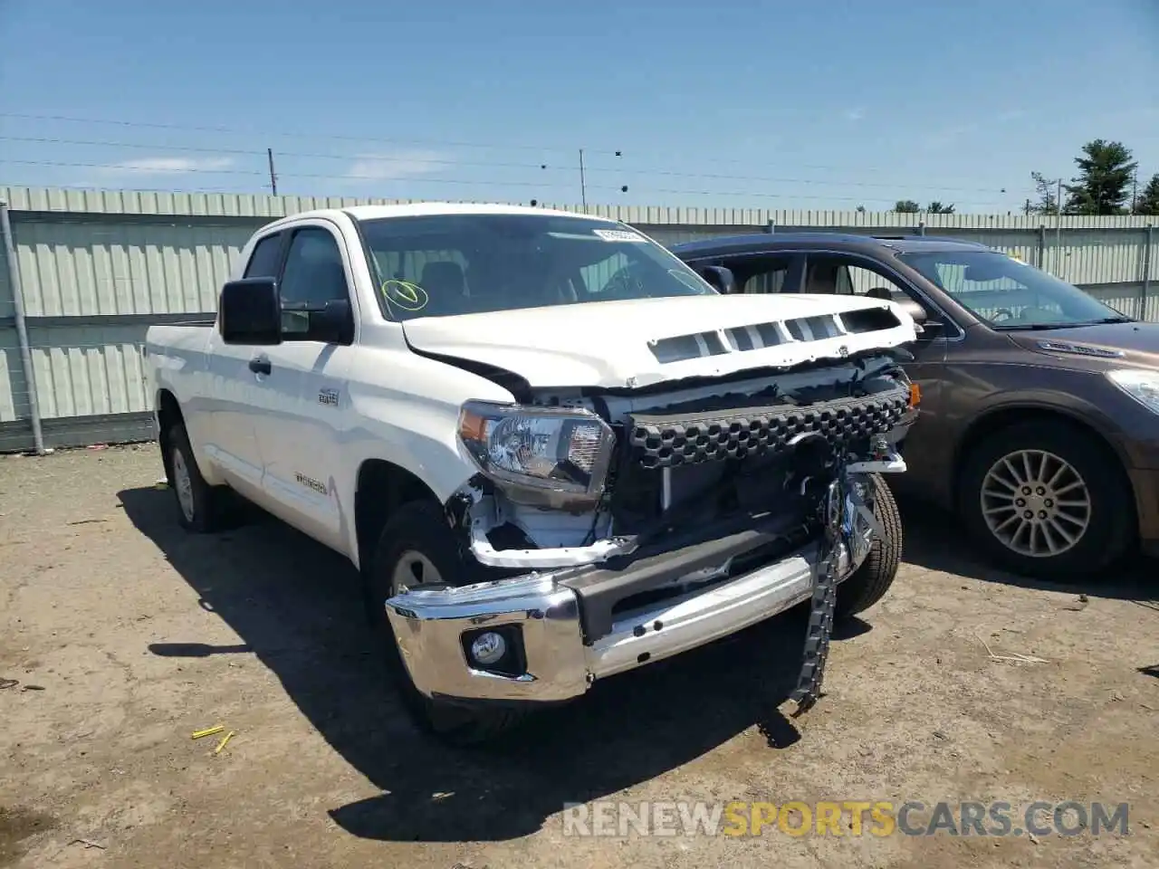 1 Photograph of a damaged car 5TFRY5F1XMX286109 TOYOTA TUNDRA 2021