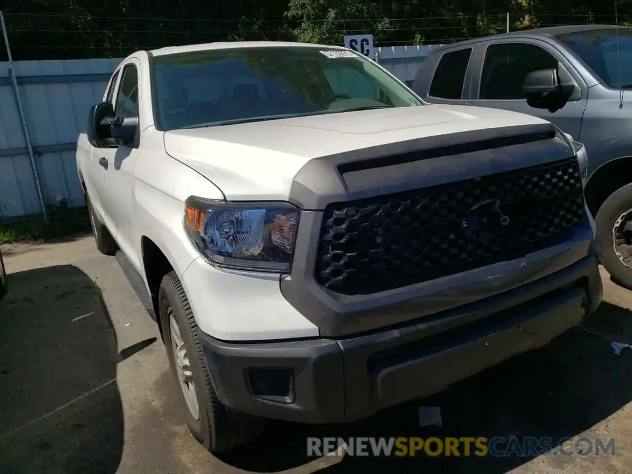 1 Photograph of a damaged car 5TFTY5F12MX012344 TOYOTA TUNDRA 2021