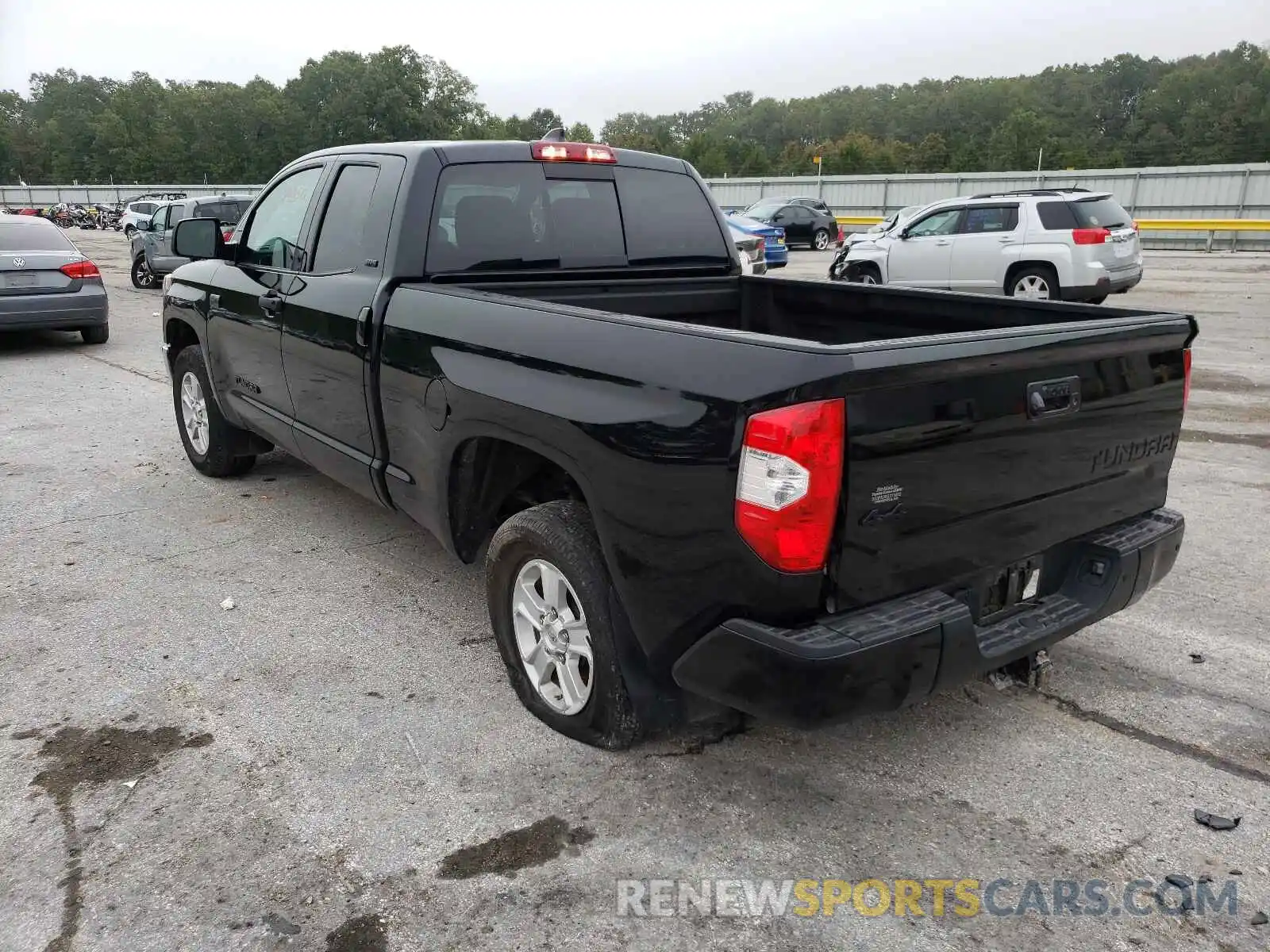 3 Photograph of a damaged car 5TFUY5F10MX985906 TOYOTA TUNDRA 2021