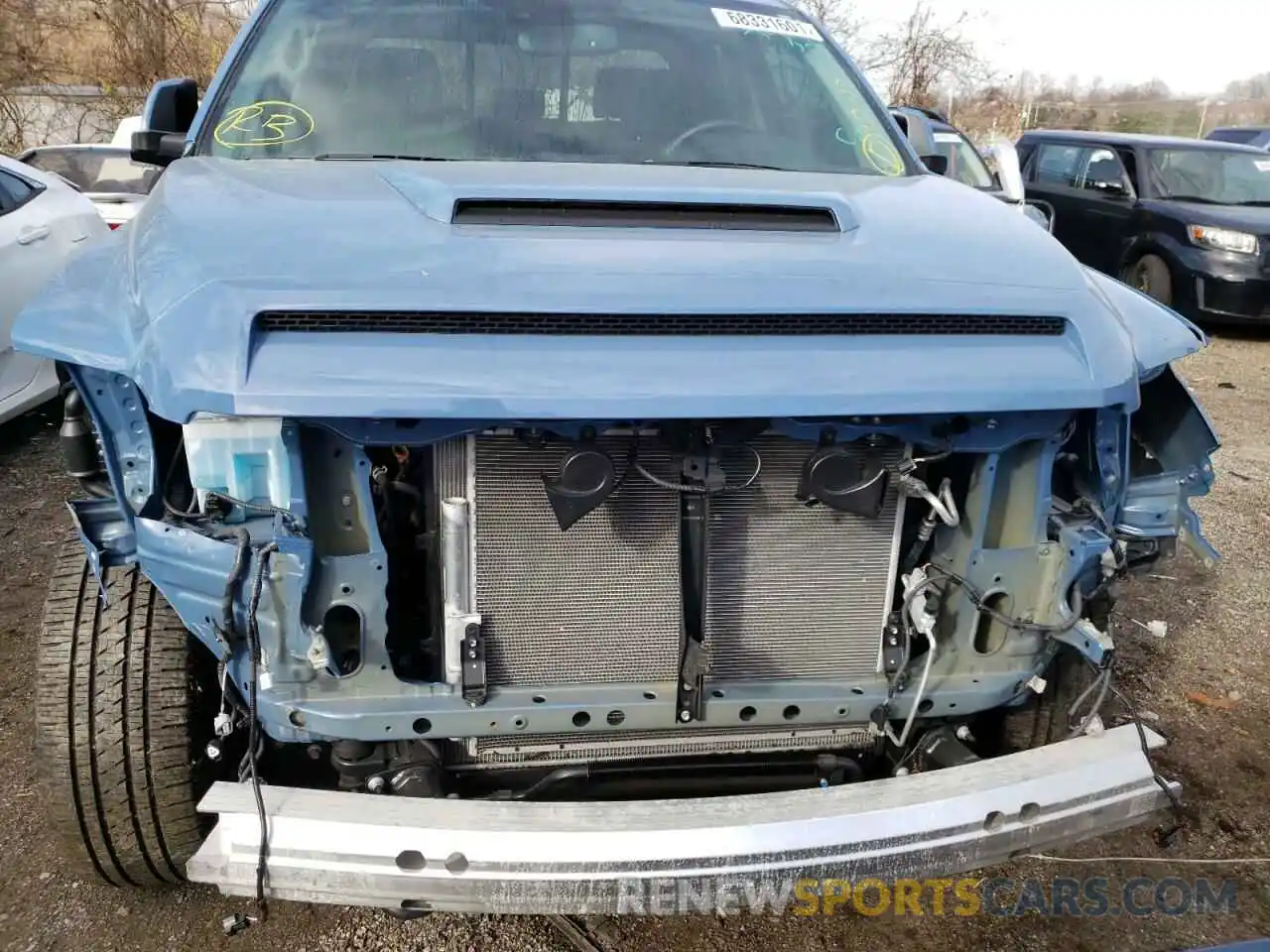 9 Photograph of a damaged car 5TFUY5F10MX988434 TOYOTA TUNDRA 2021