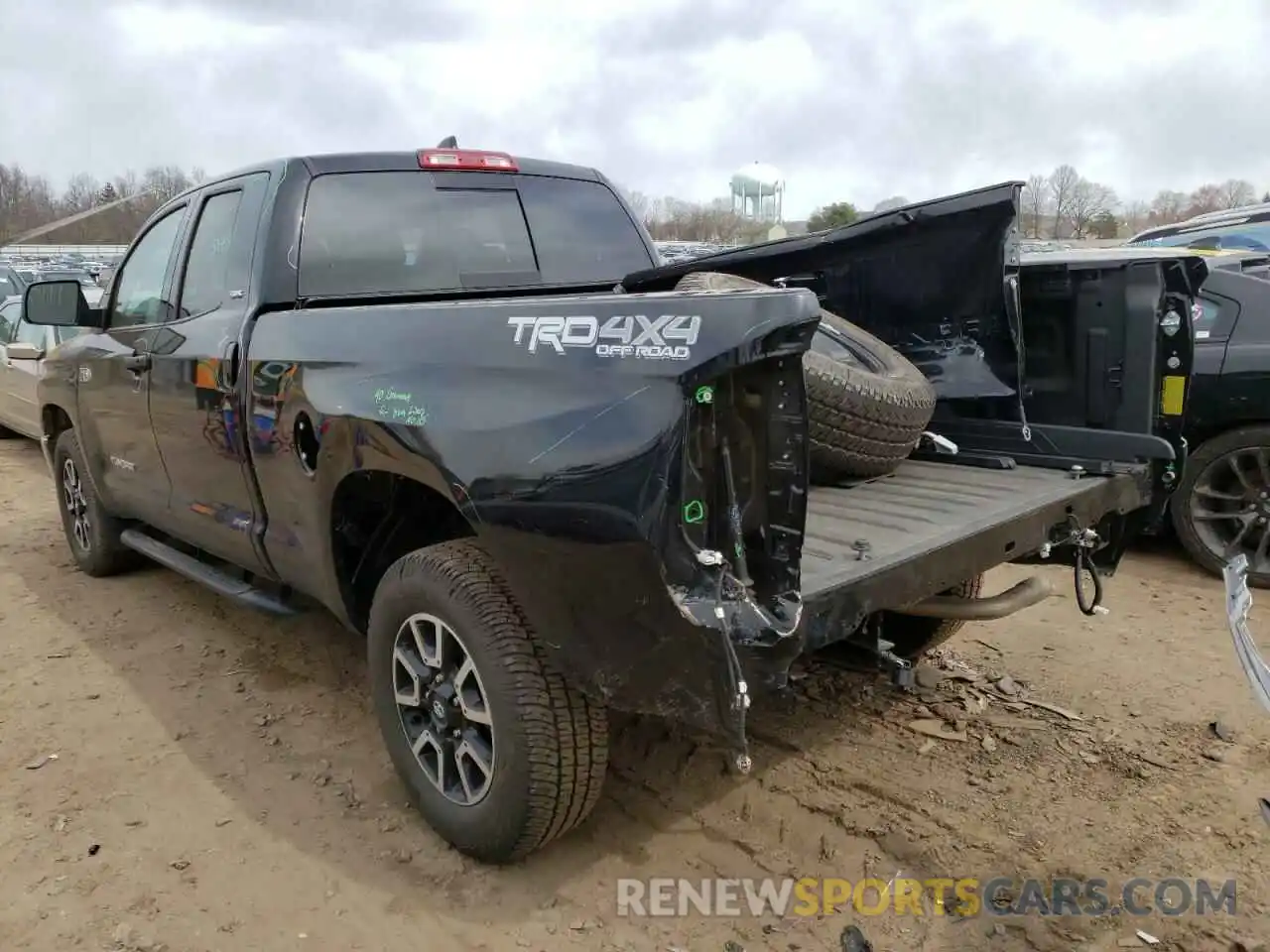 3 Photograph of a damaged car 5TFUY5F11MX020293 TOYOTA TUNDRA 2021