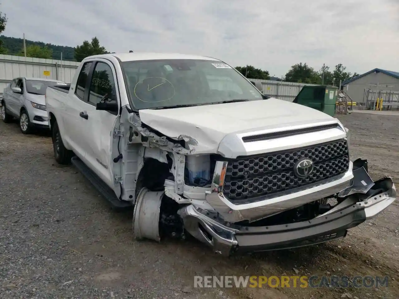 1 Photograph of a damaged car 5TFUY5F11MX020343 TOYOTA TUNDRA 2021