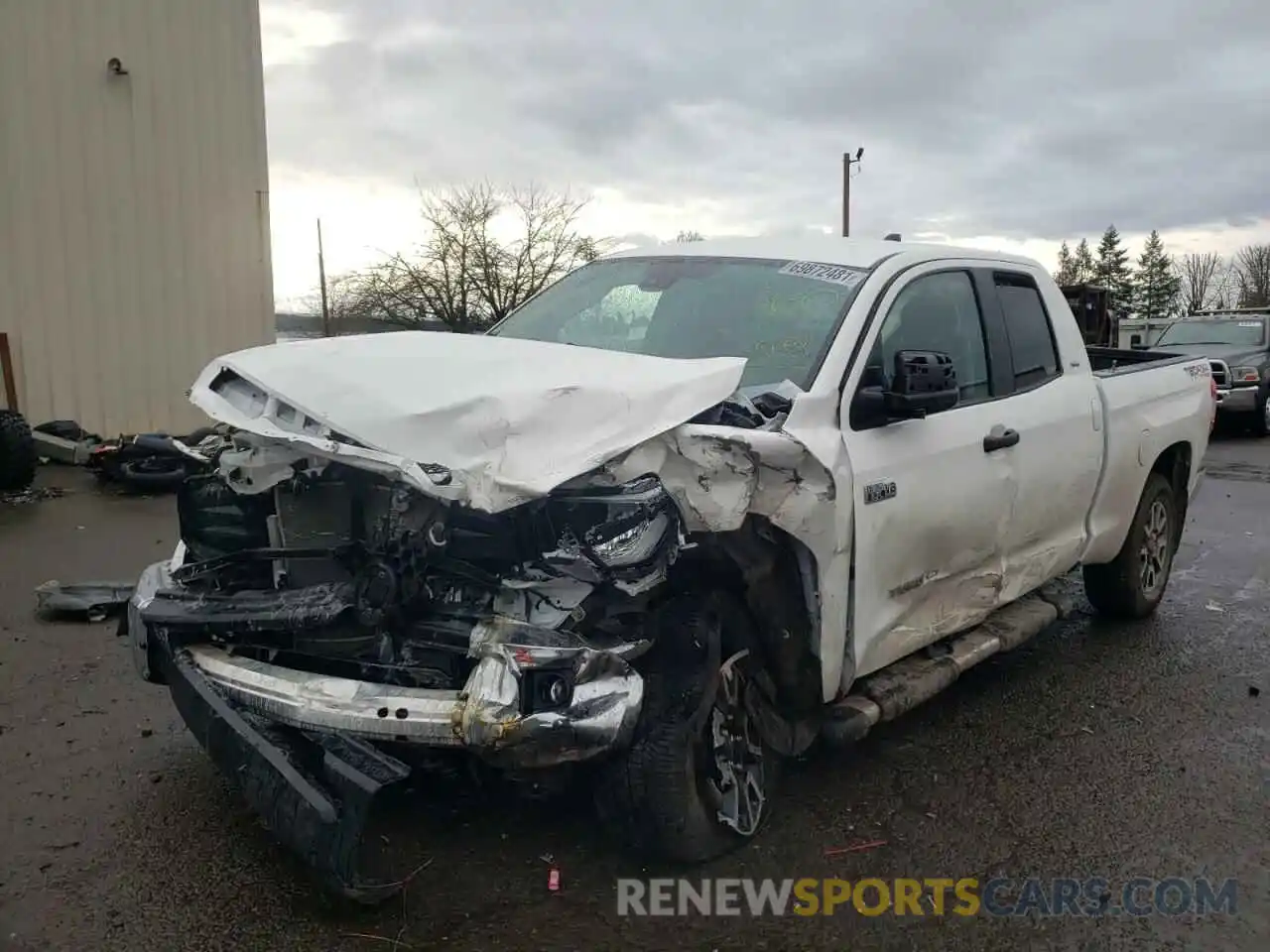 2 Photograph of a damaged car 5TFUY5F12MX010632 TOYOTA TUNDRA 2021