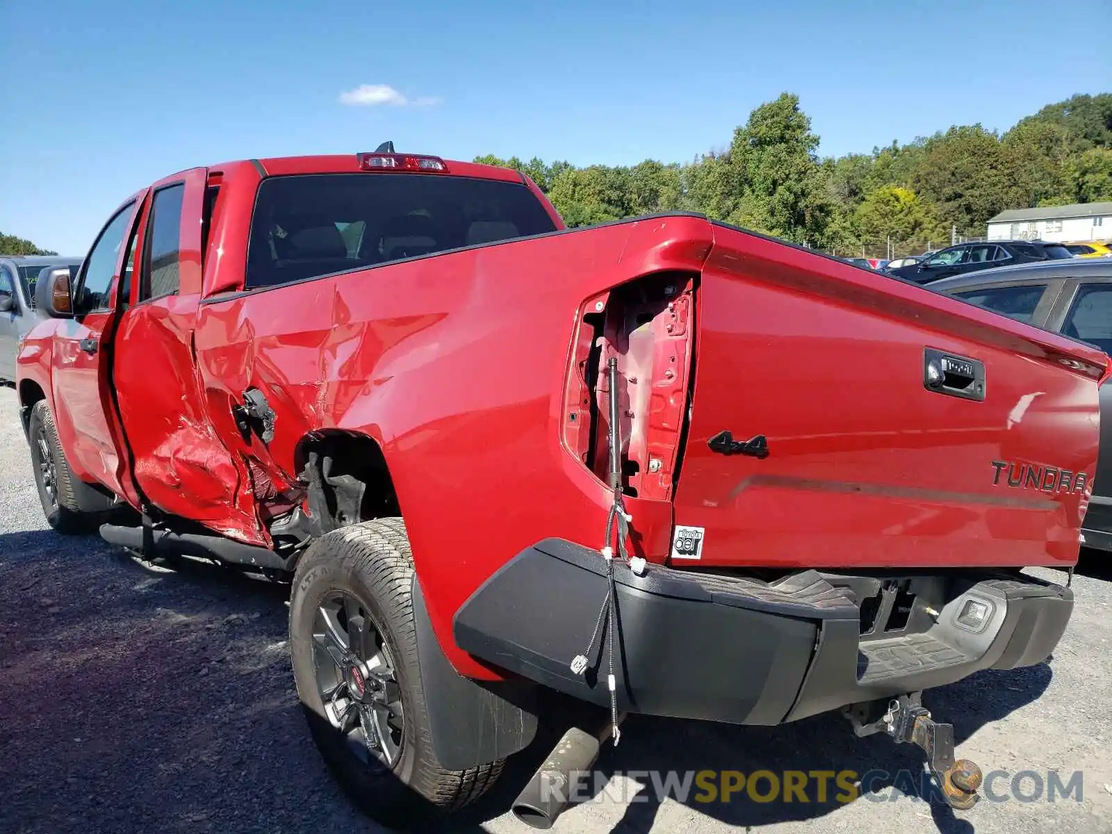 3 Photograph of a damaged car 5TFUY5F12MX959369 TOYOTA TUNDRA 2021