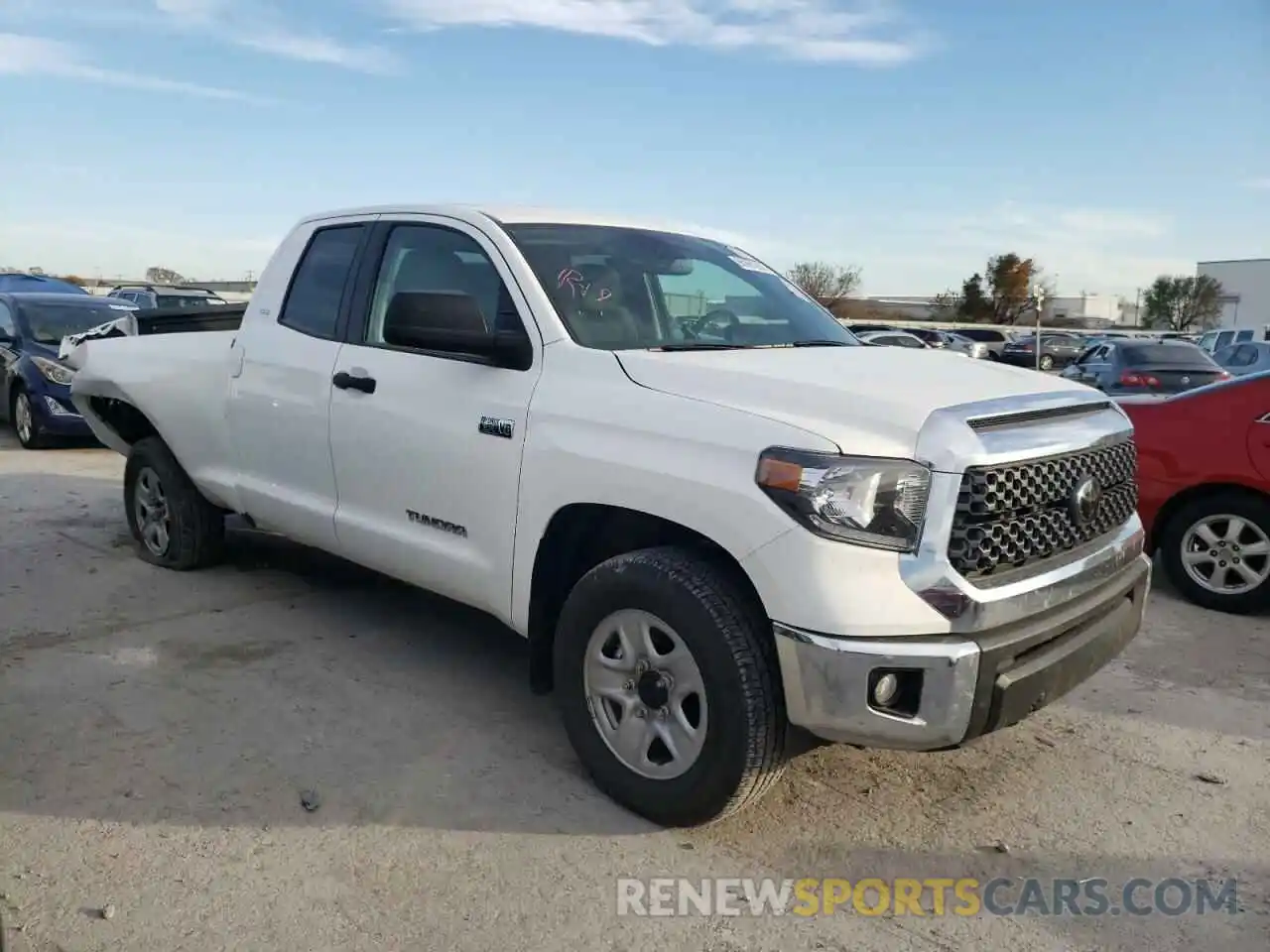 1 Photograph of a damaged car 5TFUY5F13MX019470 TOYOTA TUNDRA 2021