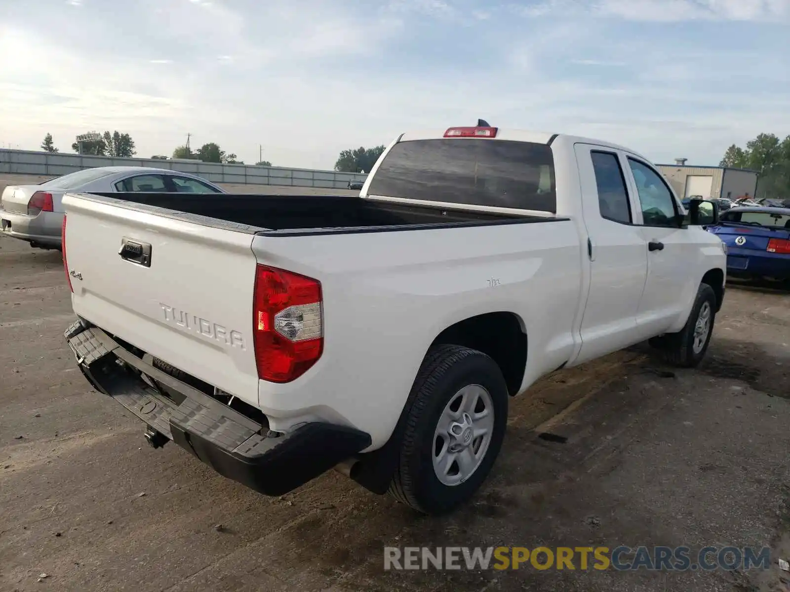 4 Photograph of a damaged car 5TFUY5F13MX956769 TOYOTA TUNDRA 2021