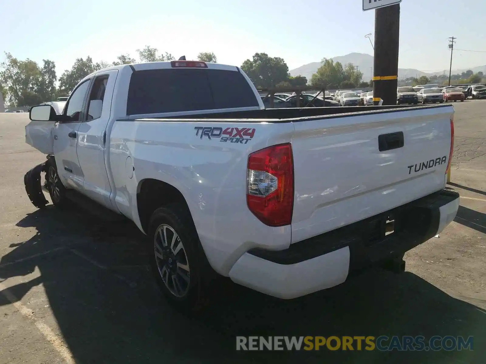 3 Photograph of a damaged car 5TFUY5F14MX977033 TOYOTA TUNDRA 2021