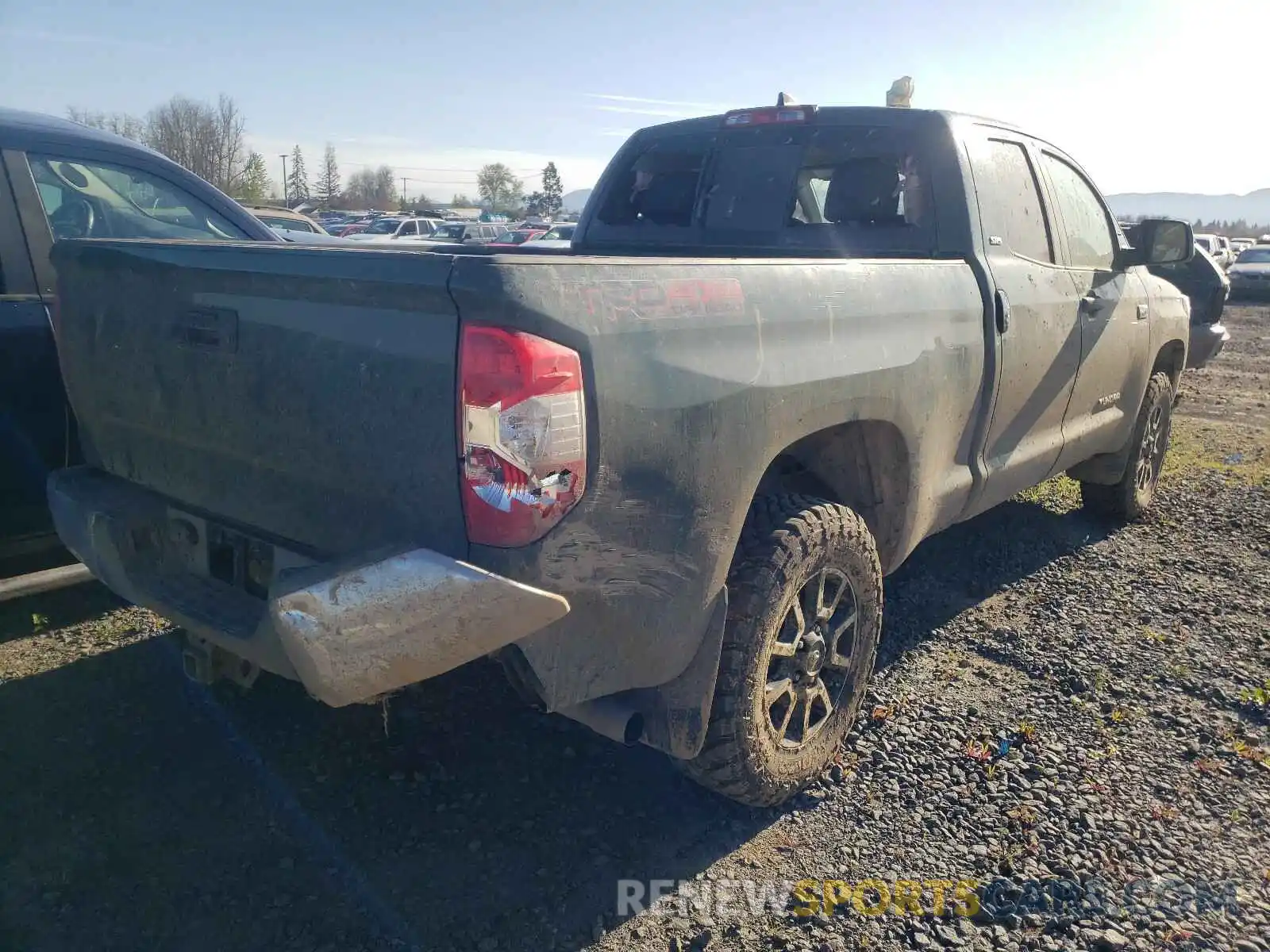 4 Photograph of a damaged car 5TFUY5F15MX984945 TOYOTA TUNDRA 2021