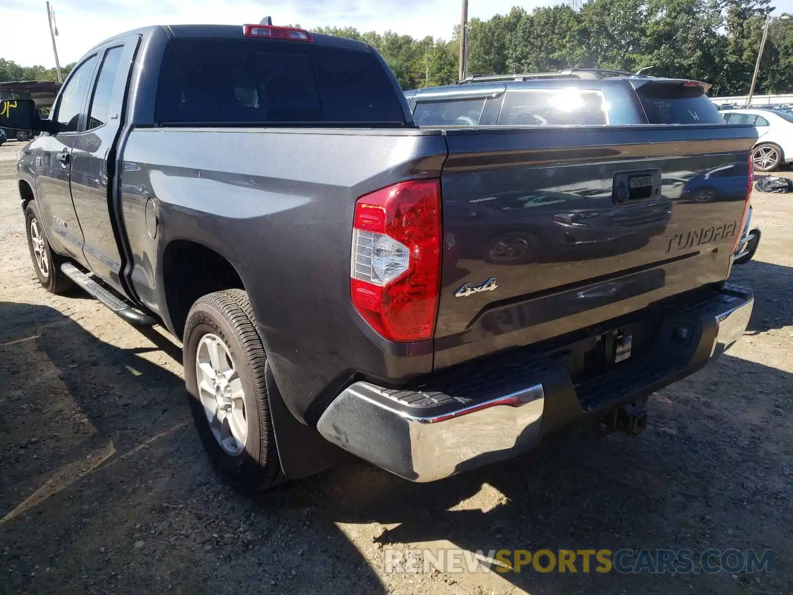 3 Photograph of a damaged car 5TFUY5F16MX010794 TOYOTA TUNDRA 2021