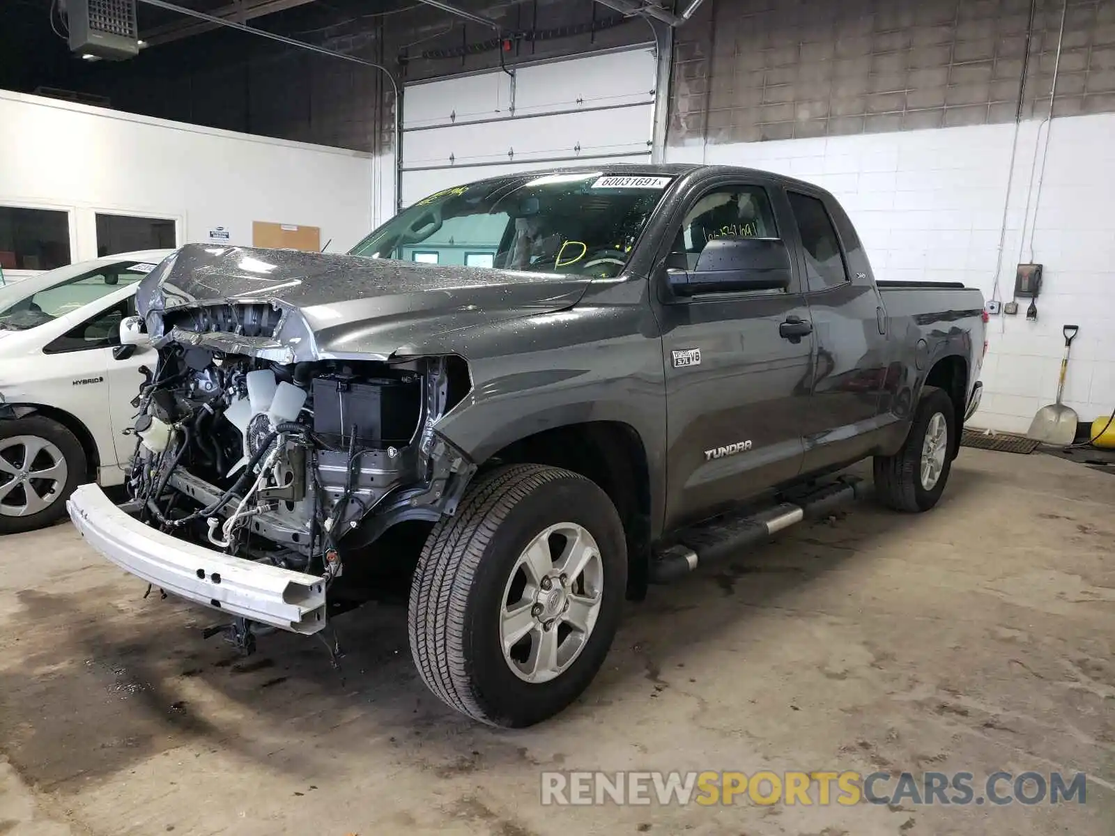 2 Photograph of a damaged car 5TFUY5F16MX977292 TOYOTA TUNDRA 2021