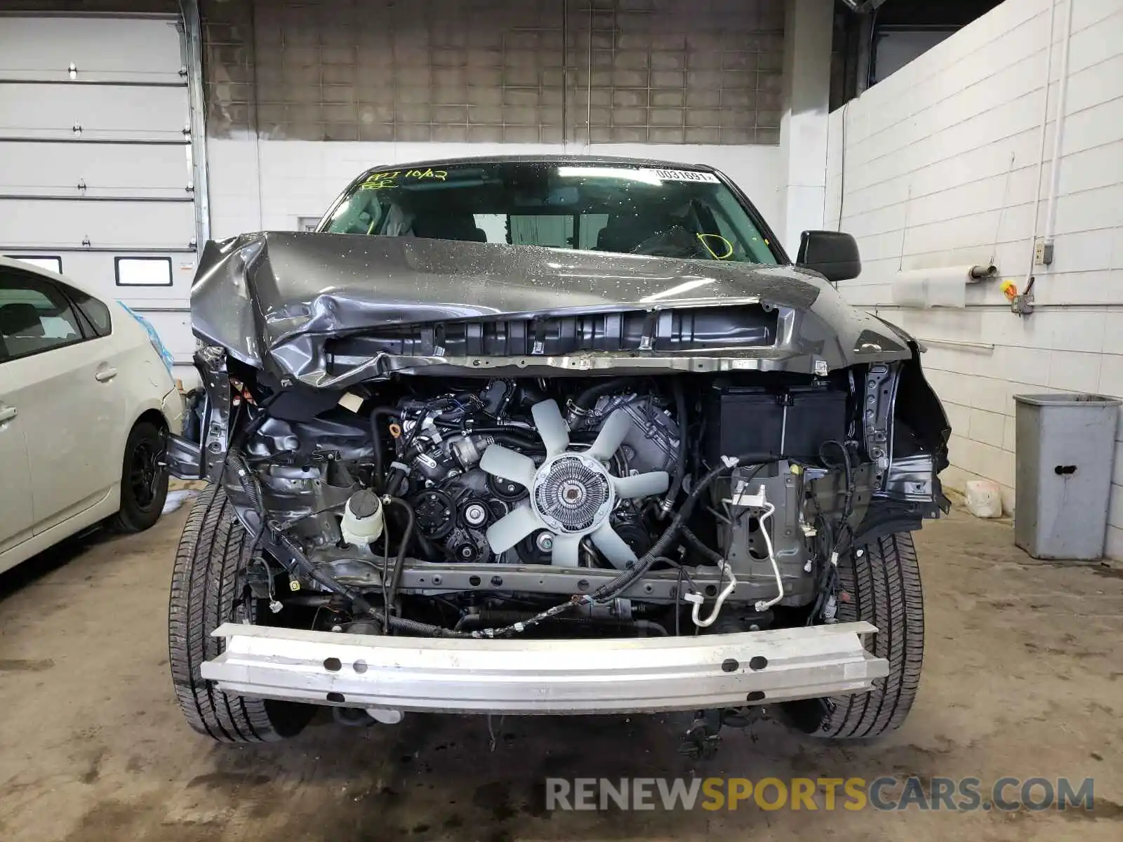 9 Photograph of a damaged car 5TFUY5F16MX977292 TOYOTA TUNDRA 2021