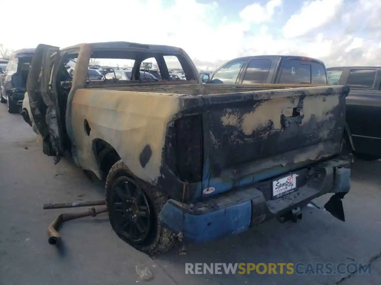 3 Photograph of a damaged car 5TFUY5F17MX015325 TOYOTA TUNDRA 2021