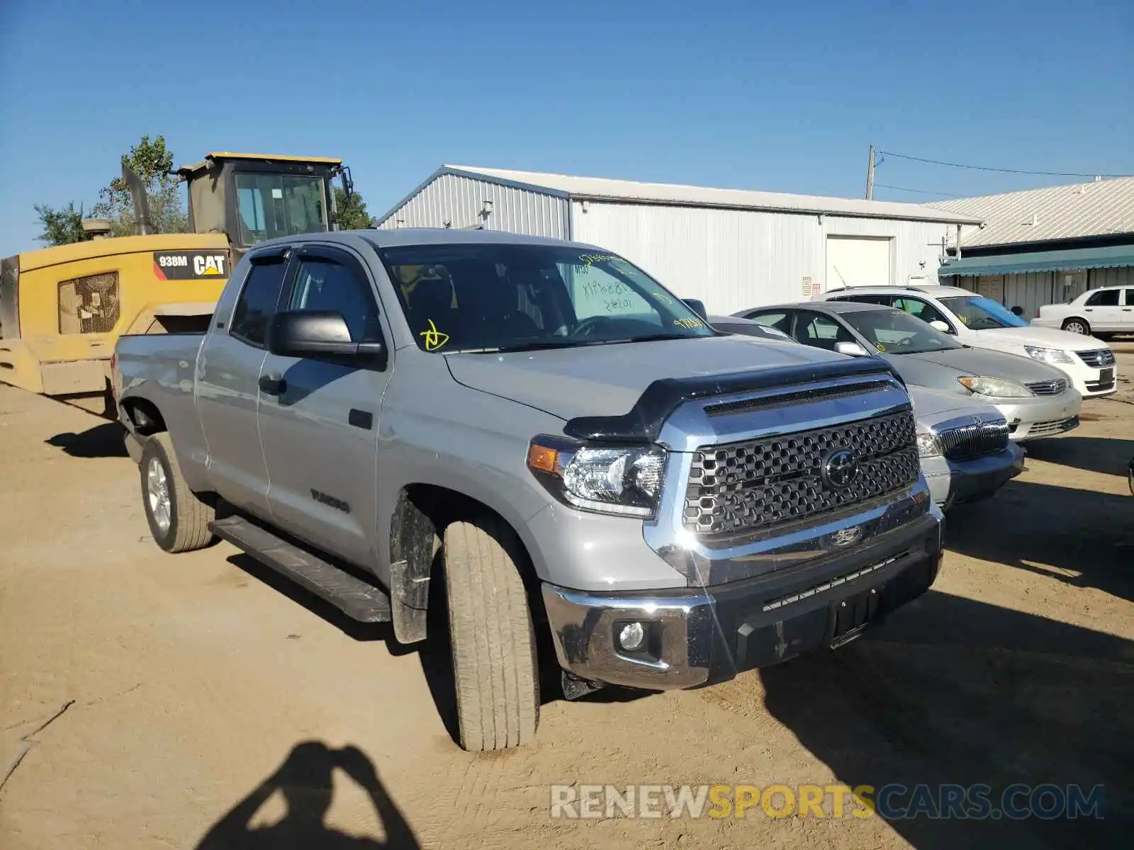 1 Photograph of a damaged car 5TFUY5F17MX977334 TOYOTA TUNDRA 2021