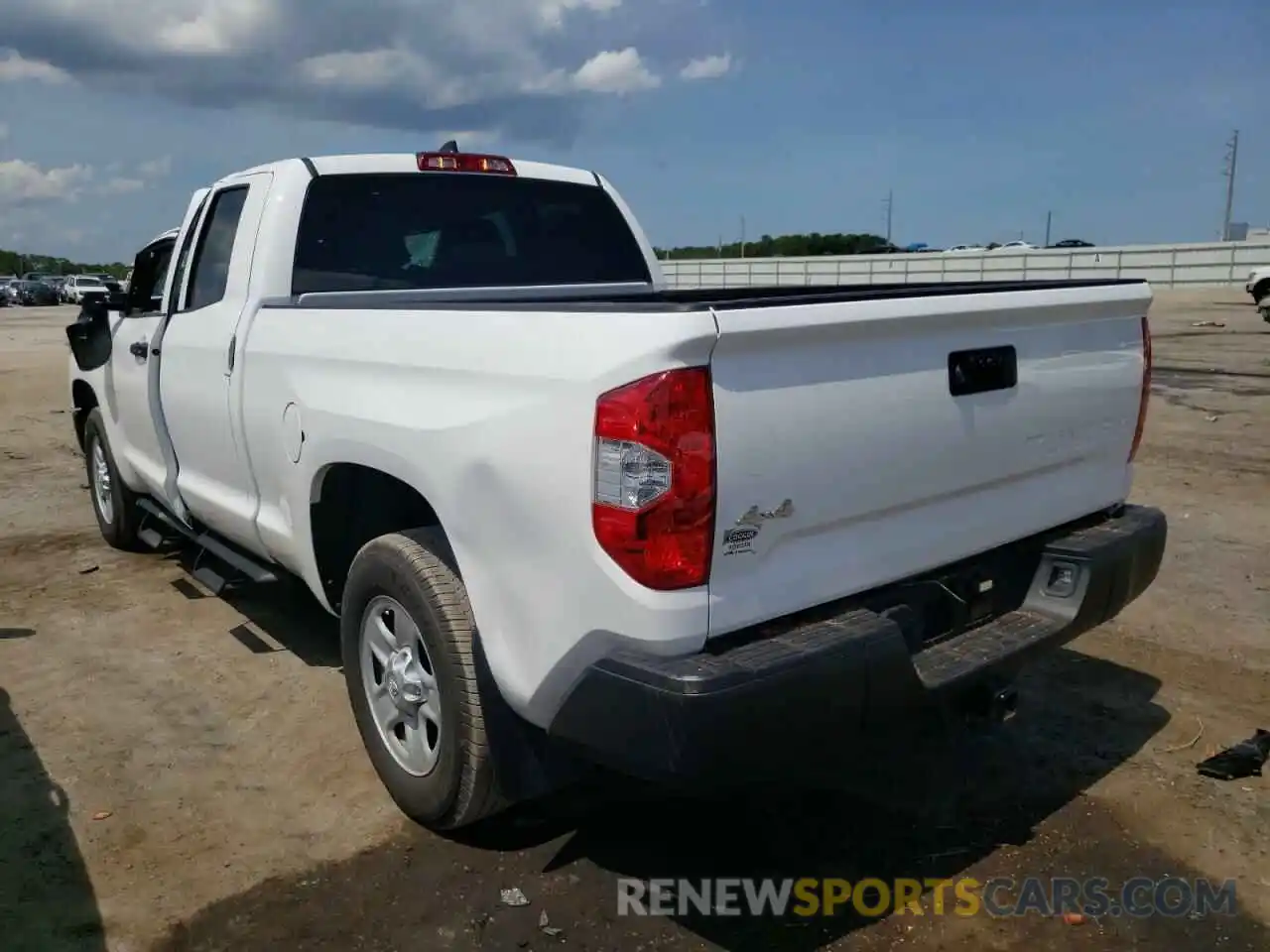 3 Photograph of a damaged car 5TFUY5F18MX003569 TOYOTA TUNDRA 2021