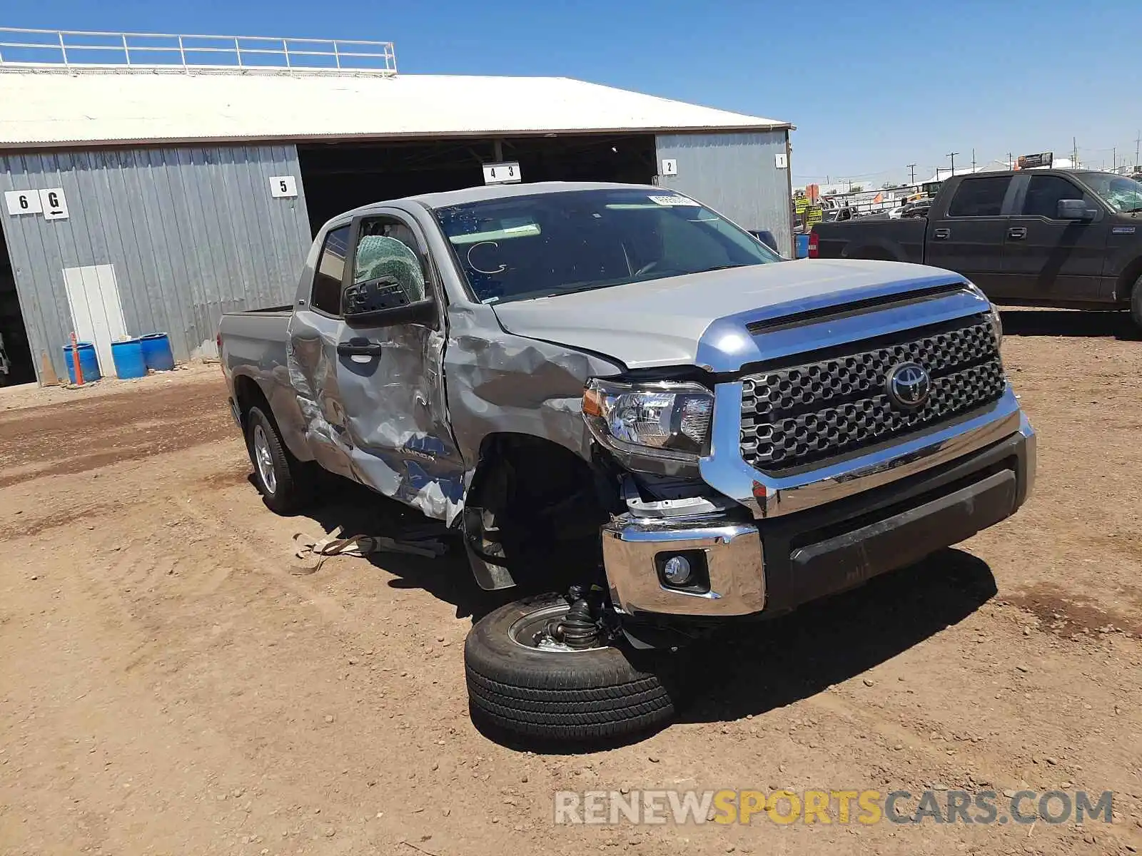 1 Photograph of a damaged car 5TFUY5F18MX012403 TOYOTA TUNDRA 2021