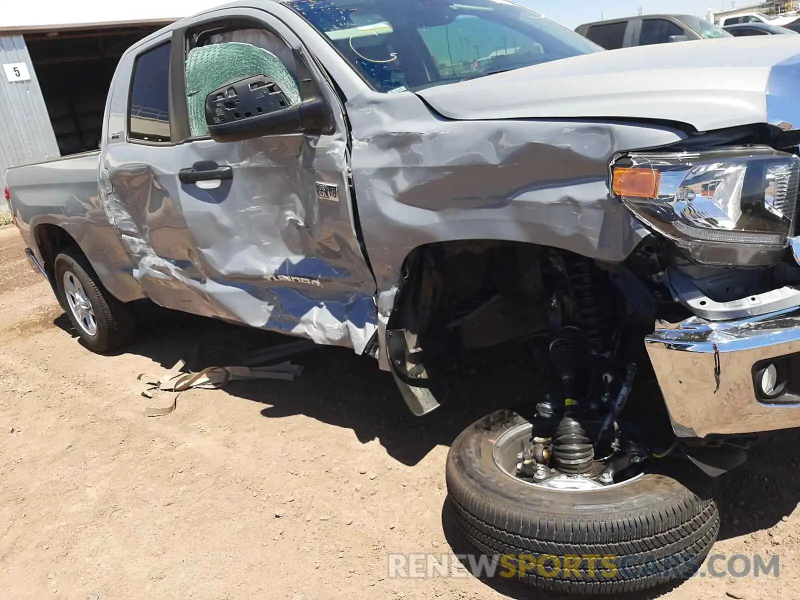 9 Photograph of a damaged car 5TFUY5F18MX012403 TOYOTA TUNDRA 2021