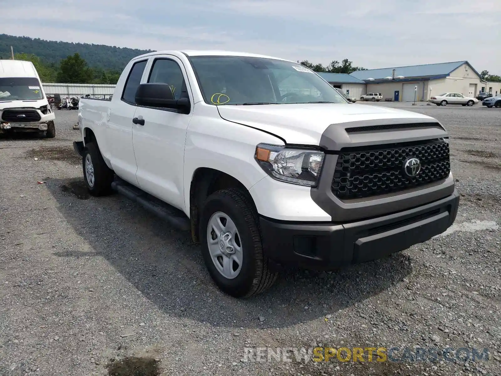 1 Photograph of a damaged car 5TFUY5F19MX964133 TOYOTA TUNDRA 2021