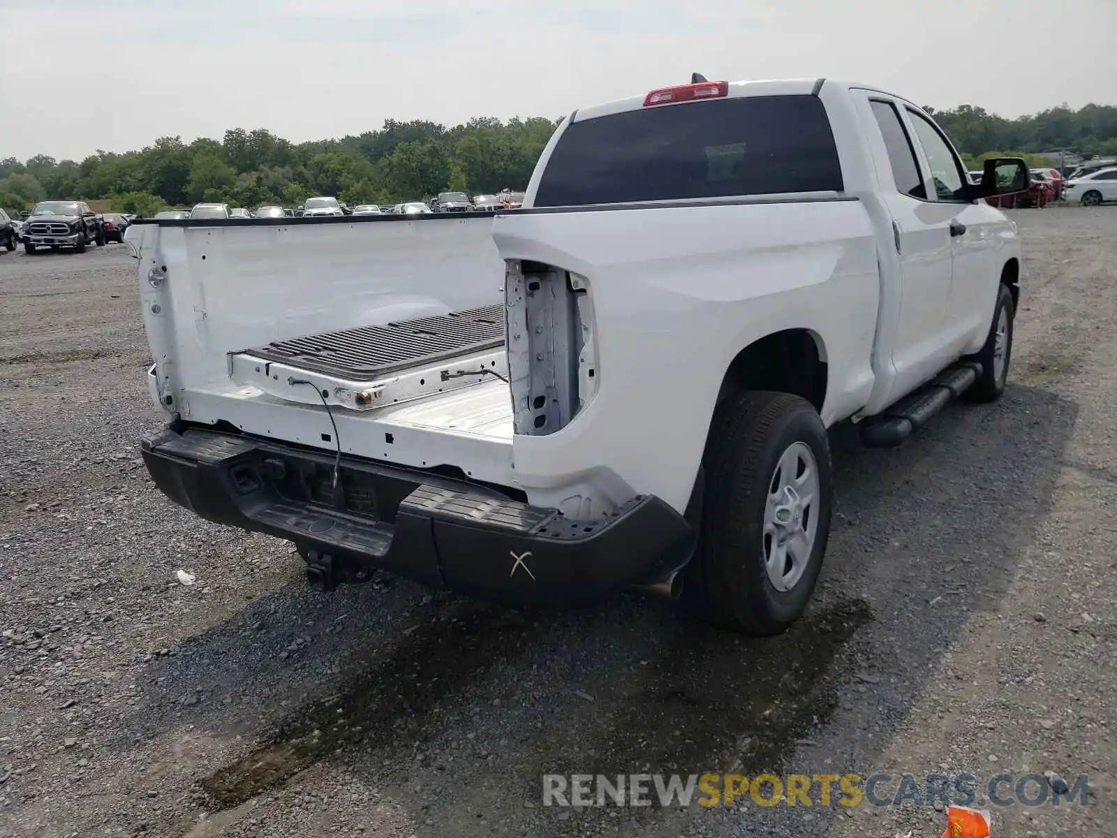 4 Photograph of a damaged car 5TFUY5F19MX964133 TOYOTA TUNDRA 2021