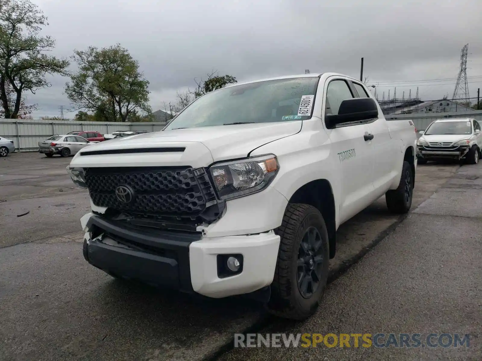 2 Photograph of a damaged car 5TFUY5F19MX969638 TOYOTA TUNDRA 2021