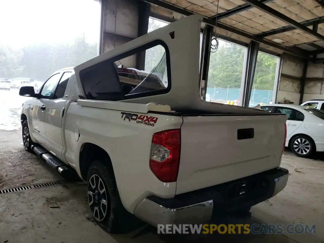 3 Photograph of a damaged car 5TFUY5F19MX972507 TOYOTA TUNDRA 2021