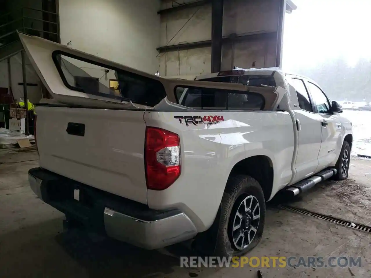 4 Фотография поврежденного автомобиля 5TFUY5F19MX972507 TOYOTA TUNDRA 2021