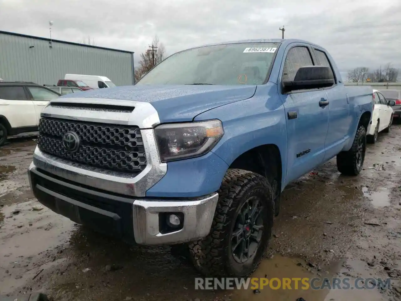 2 Photograph of a damaged car 5TFUY5F1XMX972127 TOYOTA TUNDRA 2021