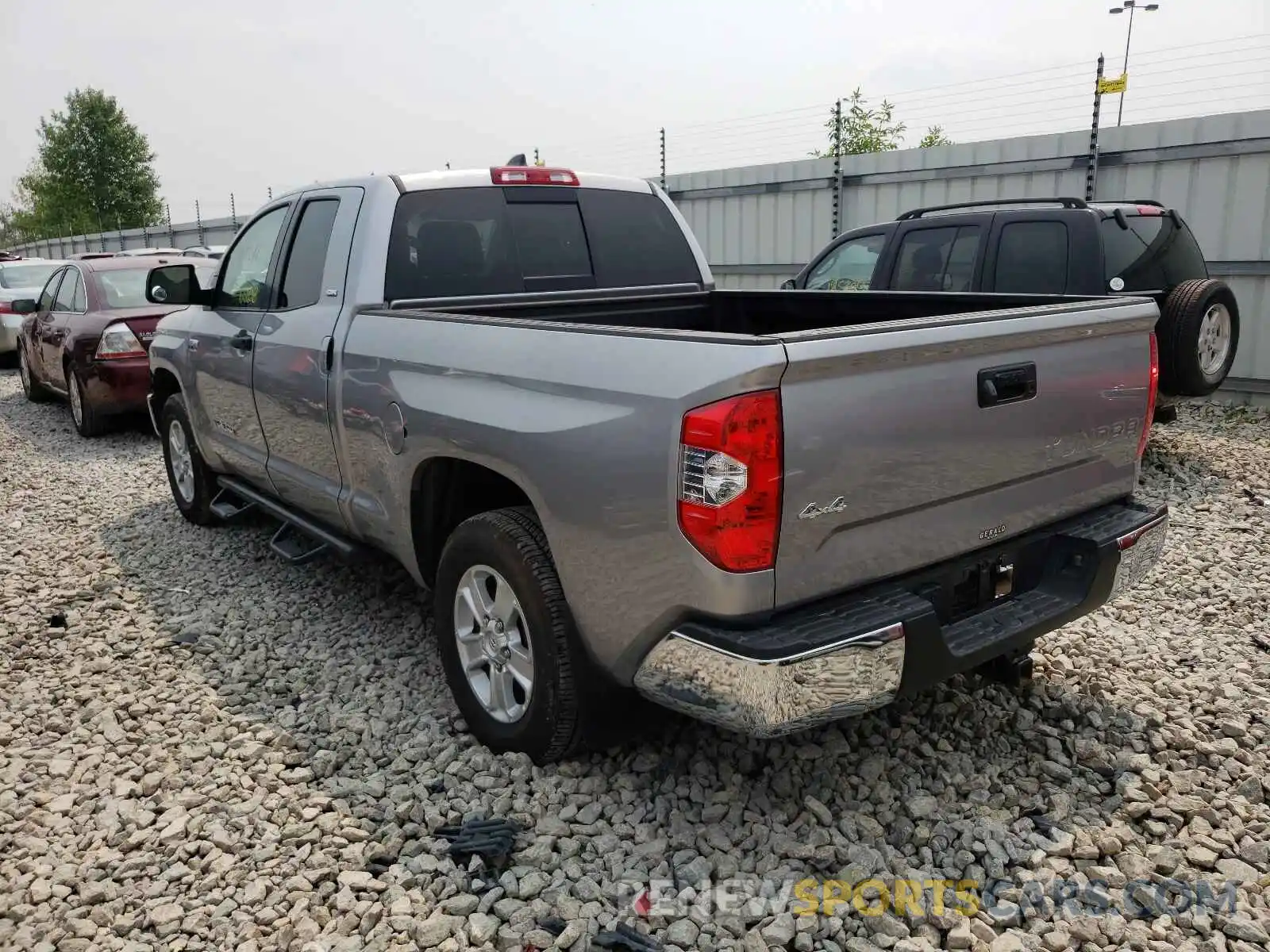 3 Photograph of a damaged car 5TFUY5F1XMX984181 TOYOTA TUNDRA 2021