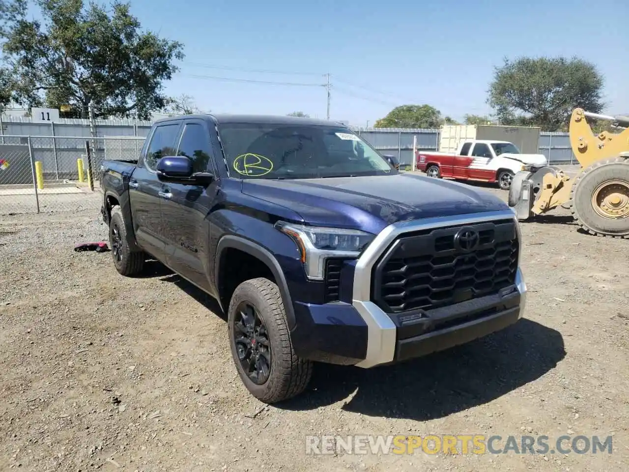 1 Photograph of a damaged car 5TFJA5DB1NX002669 TOYOTA TUNDRA 2022