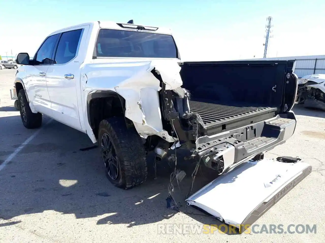 3 Photograph of a damaged car 5TFJA5DB3NX002057 TOYOTA TUNDRA 2022