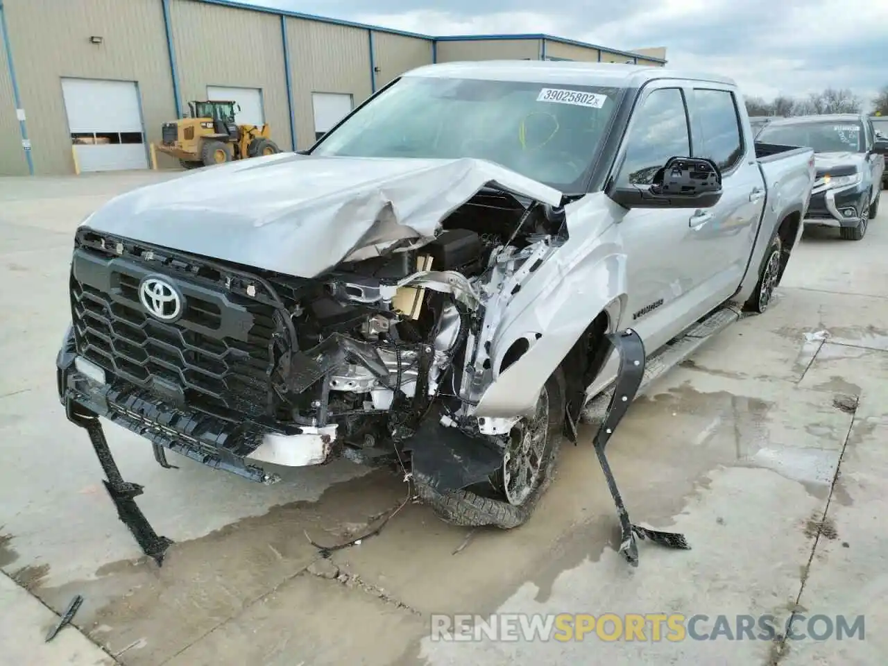 2 Photograph of a damaged car 5TFLA5AB0NX005270 TOYOTA TUNDRA 2022