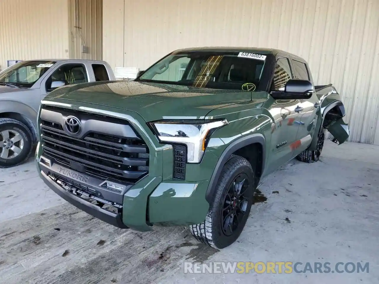 2 Photograph of a damaged car 5TFLA5AB6NX016791 TOYOTA TUNDRA 2022