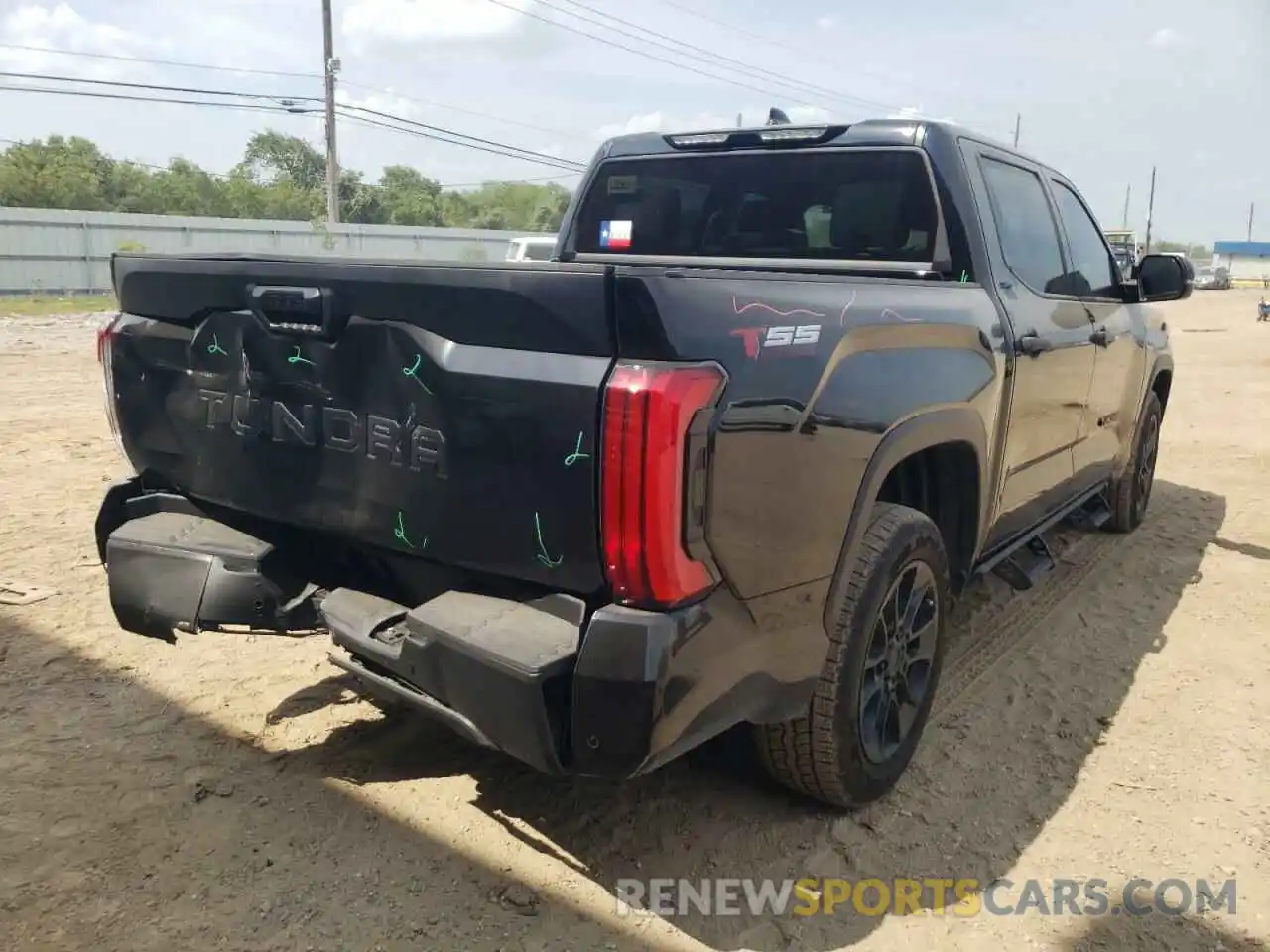 4 Photograph of a damaged car 5TFLA5AB8NX006067 TOYOTA TUNDRA 2022