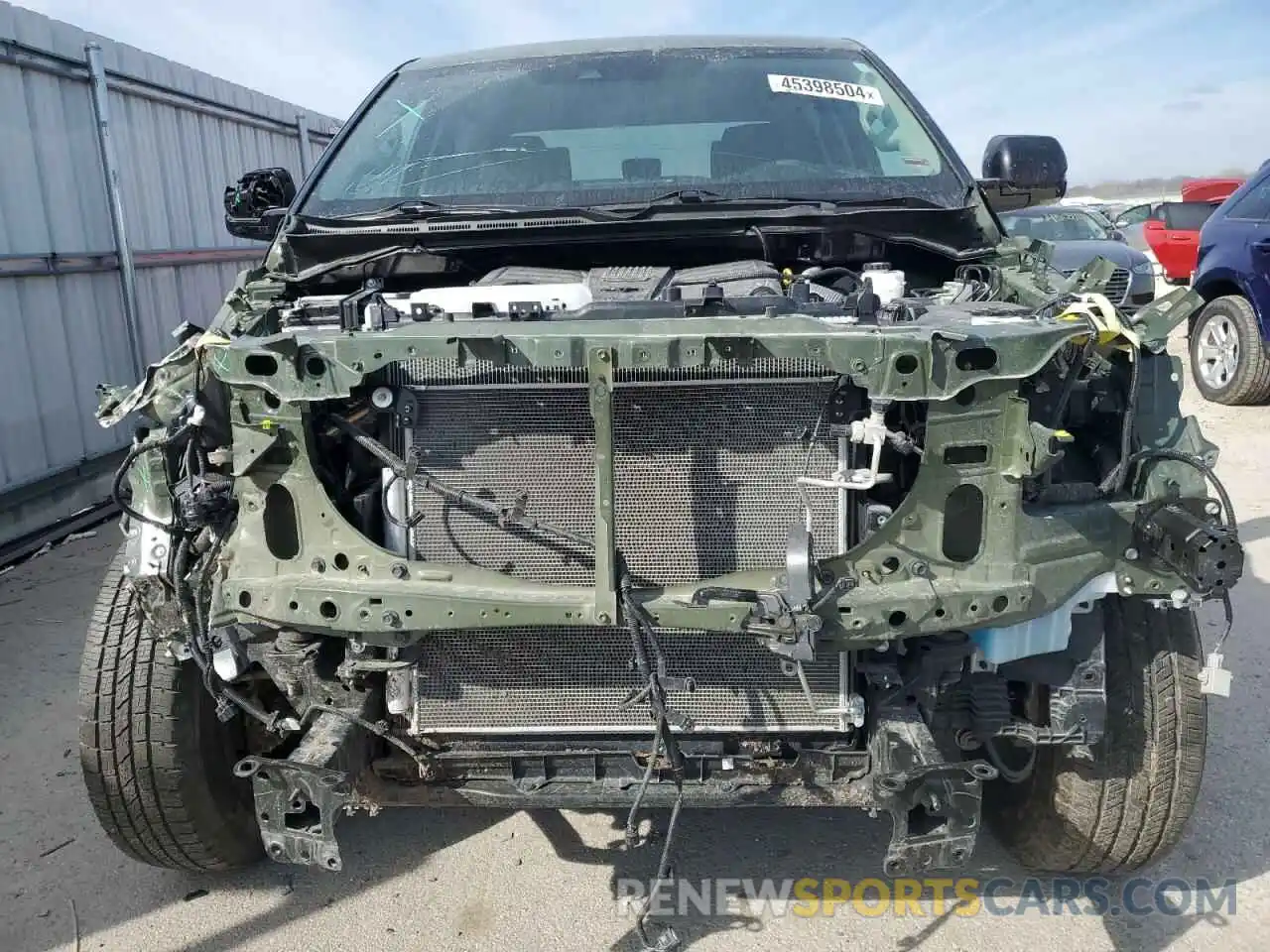 5 Photograph of a damaged car 5TFLA5AB9NX014484 TOYOTA TUNDRA 2022