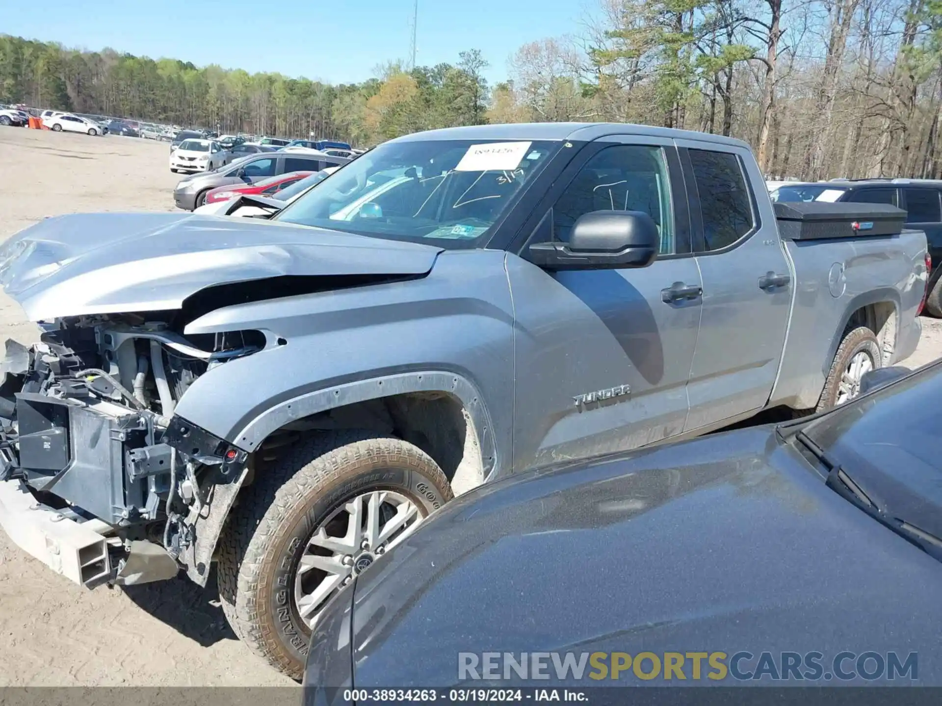 2 Photograph of a damaged car 5TFLA5DAXNX051949 TOYOTA TUNDRA 2022