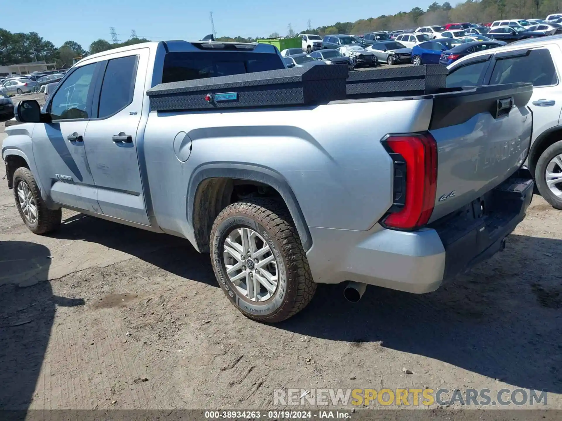 3 Photograph of a damaged car 5TFLA5DAXNX051949 TOYOTA TUNDRA 2022