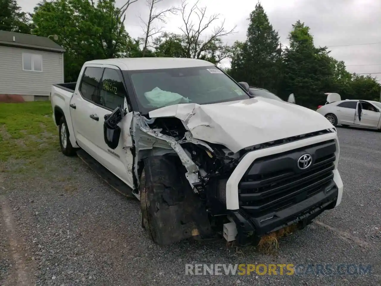 1 Photograph of a damaged car 5TFLA5DB4NX009835 TOYOTA TUNDRA 2022