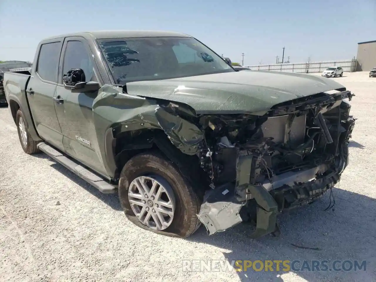 1 Photograph of a damaged car 5TFLA5DB5NX015563 TOYOTA TUNDRA 2022