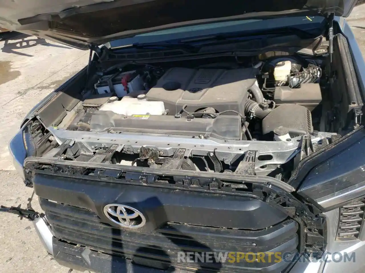 7 Photograph of a damaged car 5TFLA5DB6NX005012 TOYOTA TUNDRA 2022