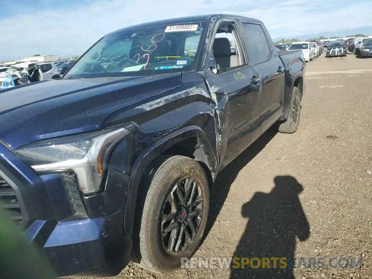 9 Photograph of a damaged car 5TFLA5DB8NX002483 TOYOTA TUNDRA 2022