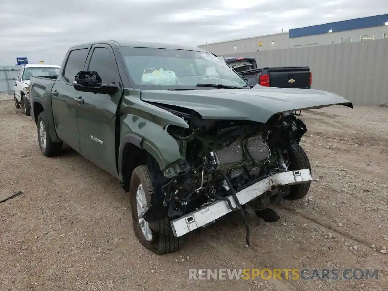 1 Photograph of a damaged car 5TFLA5DBXNX001724 TOYOTA TUNDRA 2022