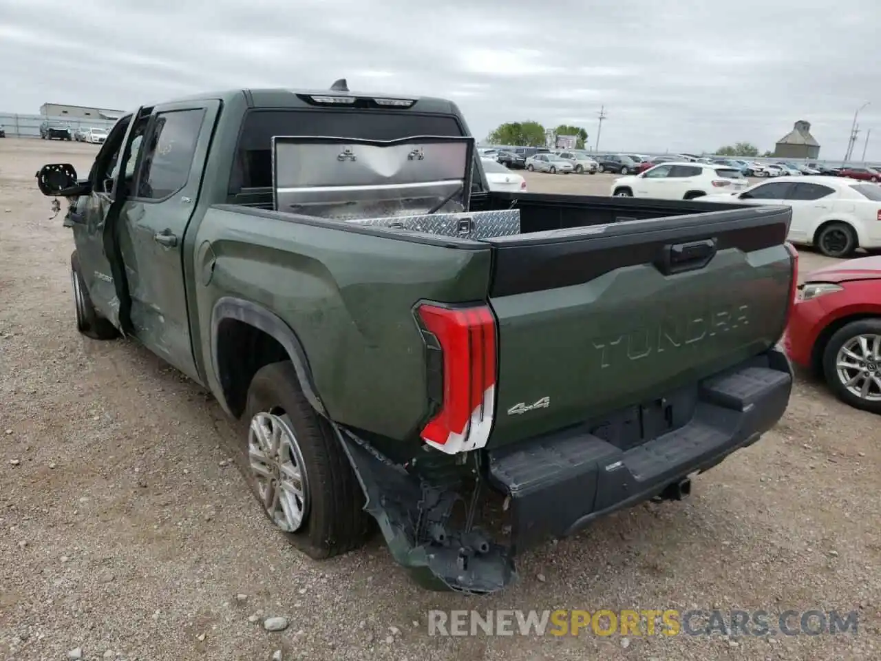 3 Photograph of a damaged car 5TFLA5DBXNX001724 TOYOTA TUNDRA 2022