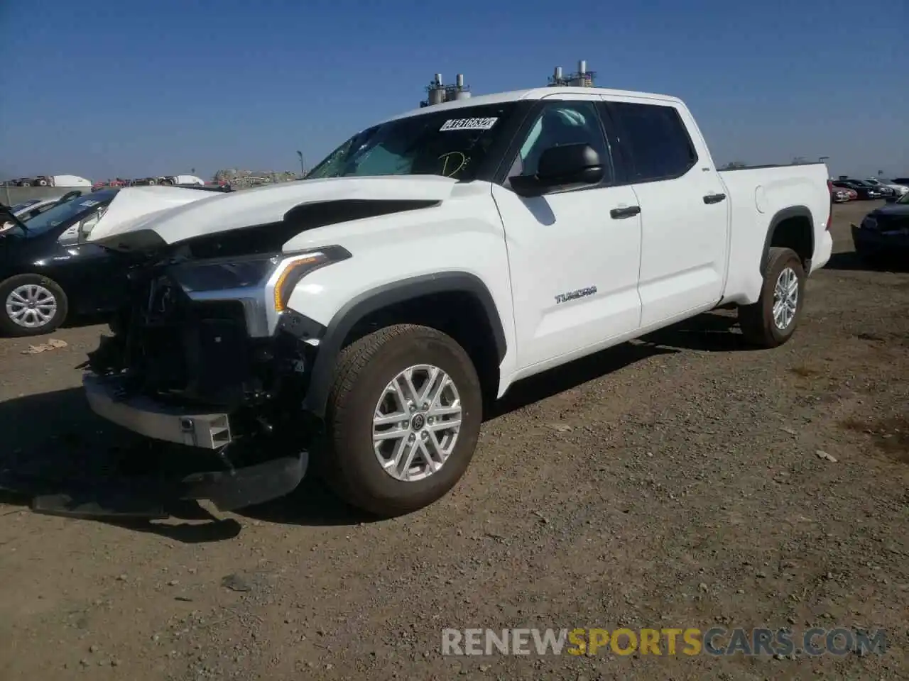 2 Photograph of a damaged car 5TFLA5EC4NX002794 TOYOTA TUNDRA 2022