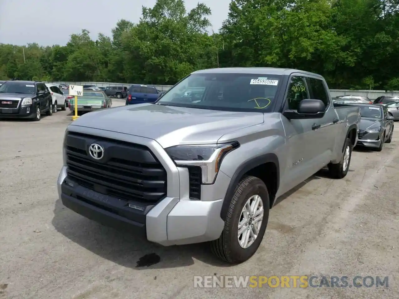 2 Photograph of a damaged car 5TFLA5EC9NX002354 TOYOTA TUNDRA 2022