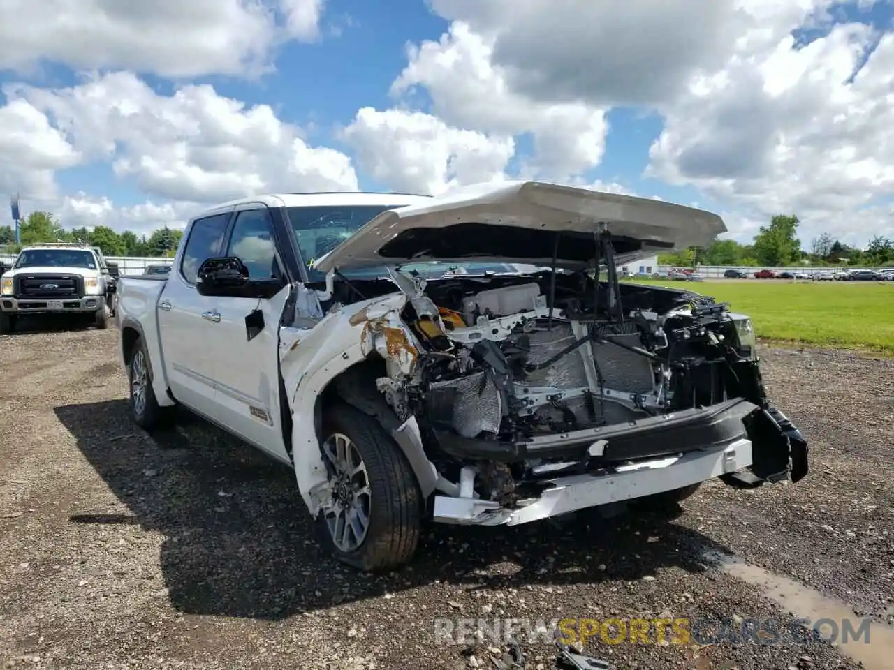 1 Photograph of a damaged car 5TFMA5DB6NX004852 TOYOTA TUNDRA 2022