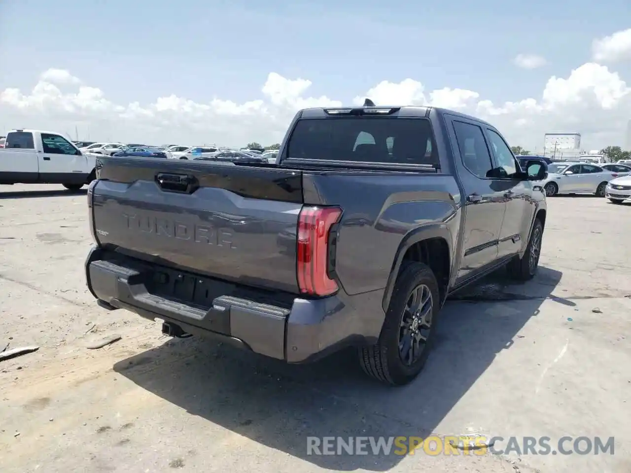 4 Photograph of a damaged car 5TFNA5AB7NX003217 TOYOTA TUNDRA 2022