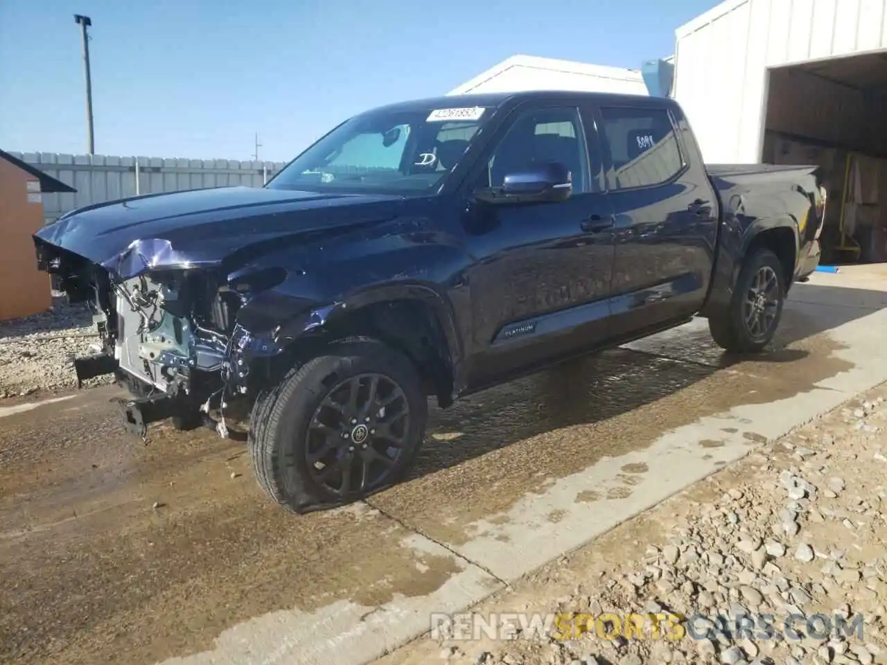 2 Photograph of a damaged car 5TFNA5DB4NX014851 TOYOTA TUNDRA 2022