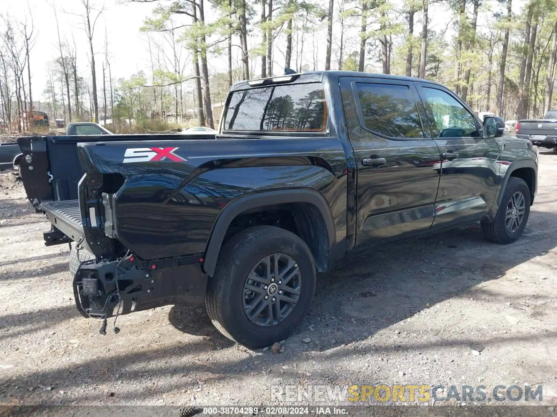 4 Photograph of a damaged car 5TFLA5AB4PX028408 TOYOTA TUNDRA 2023